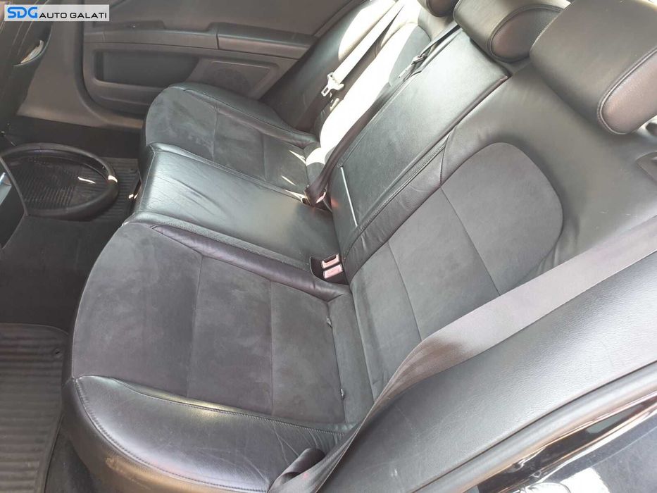 Interior Semi Piele Alcantara Fara Incalzire Scaun Scaune Fata si Bancheta cu Spatar Skoda Superb 2 Hatcback Berlina 2008 - 2013