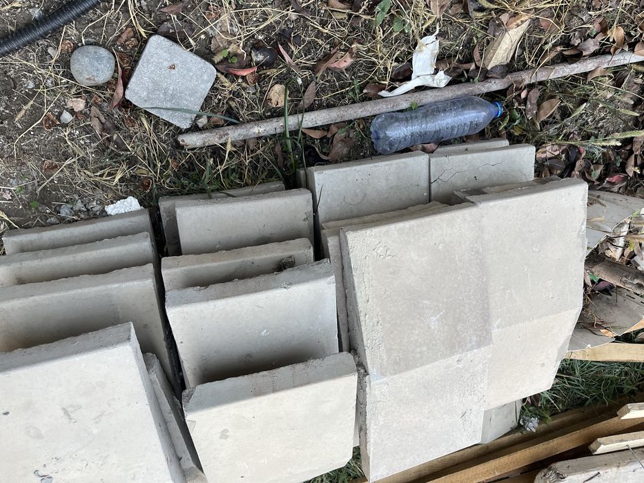 Бетонные парапеты для заборных колон