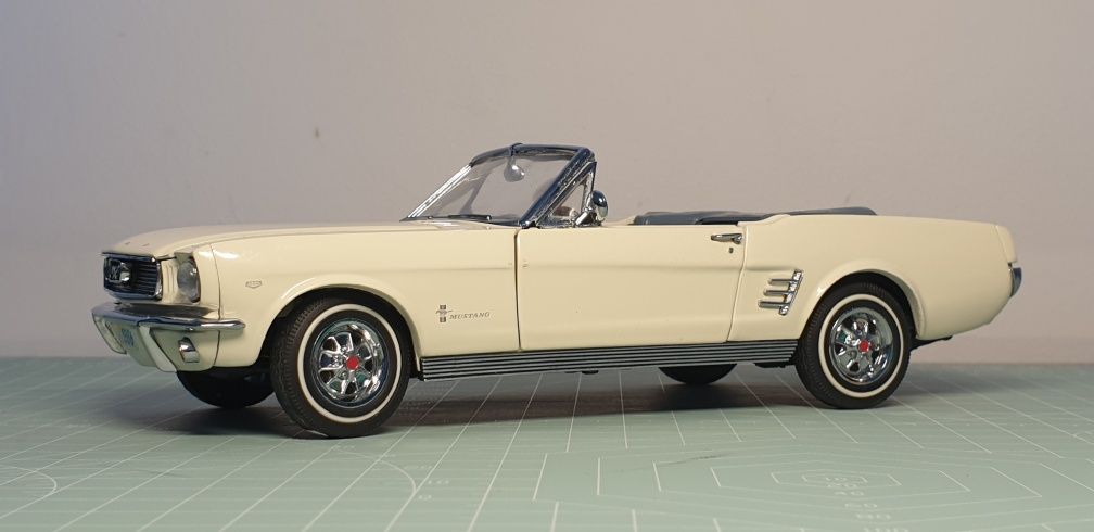 Macheta Ford Mustang 1966 1/24 Danbury Mint
