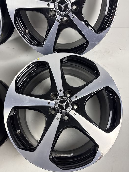 Se vinde set jante originale Mercedes Benz R18 in 2 dimensiuni