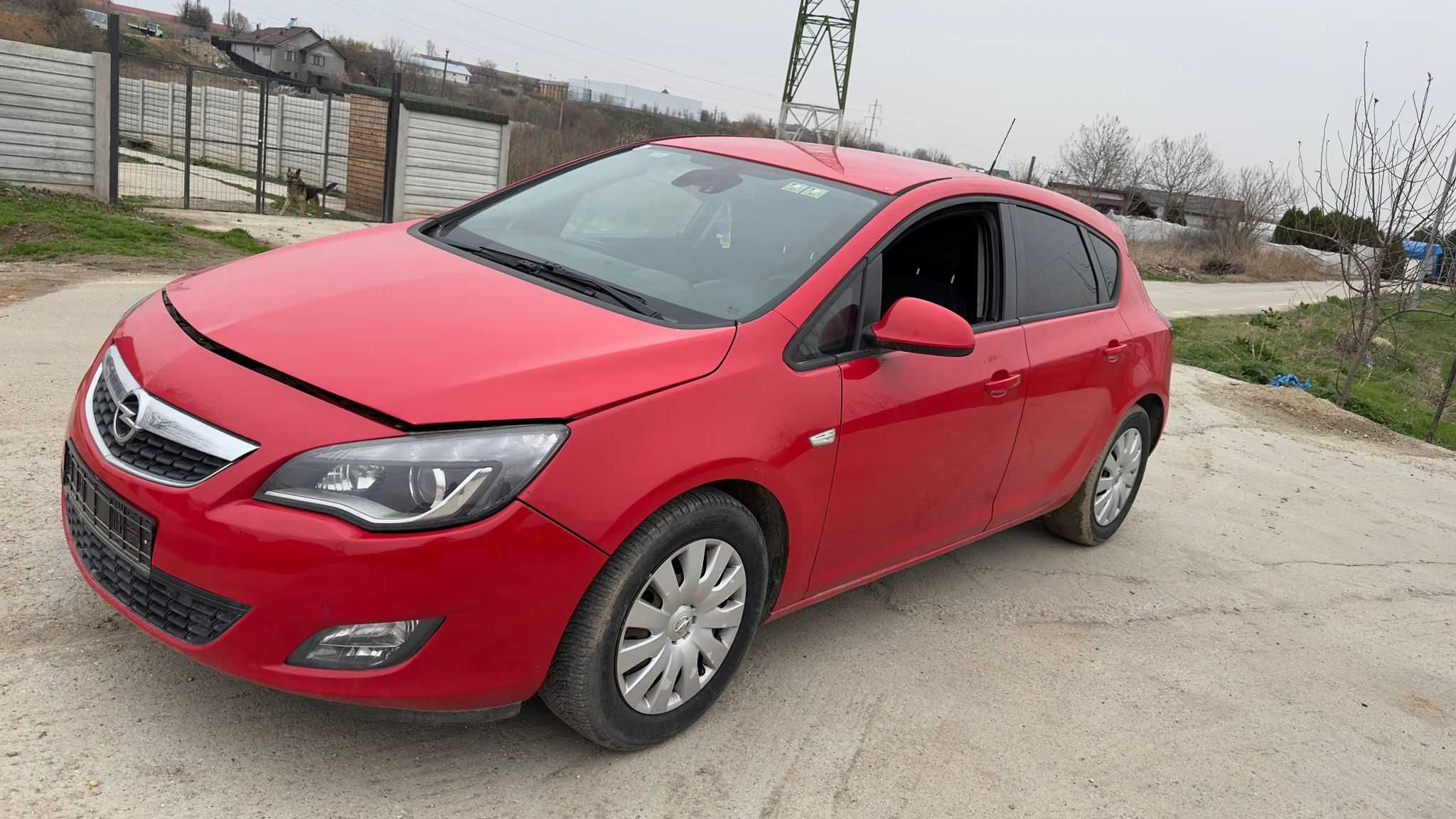 Fata completa / Dezmembrez Opel Astra J
2.0CDTI 120.000 km