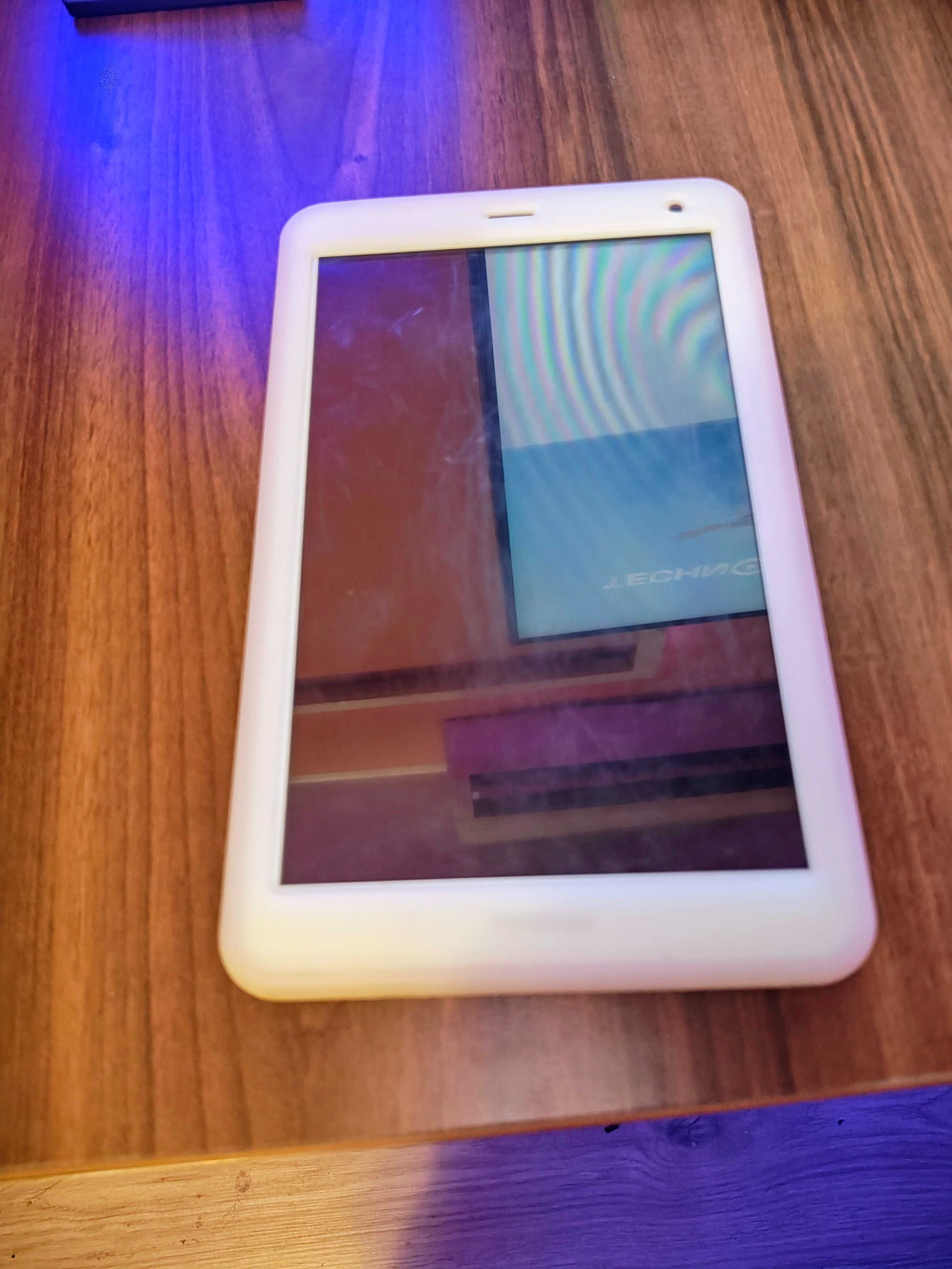 Таблет Prestigio Q pro.Почти като нов
