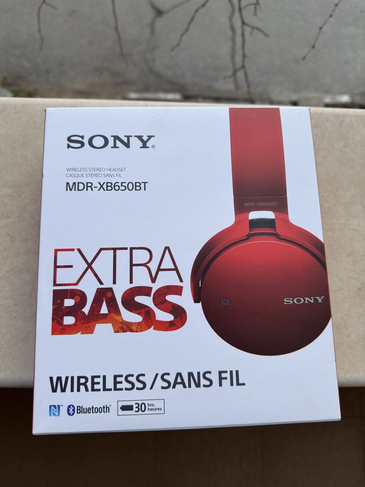 Безжични слушалки Sony MDR-XB650BT