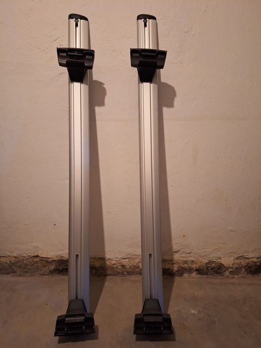 Bări transversale Thule (set 2 buc.) – aluminiu, în stare foarte bună
