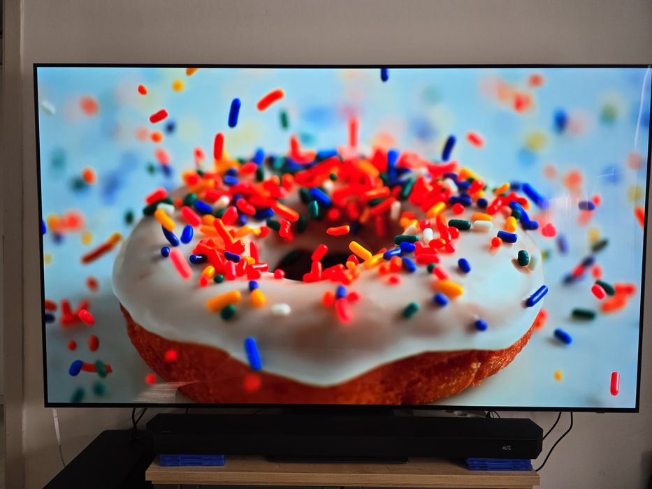 Vand Televizor OLED Samsung S90D 83 inch sau 210 cm diagonala