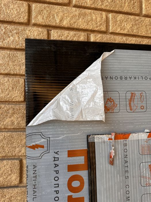 Продам поликарбонат 2,10х6 диаметр 10 мм ., темный.