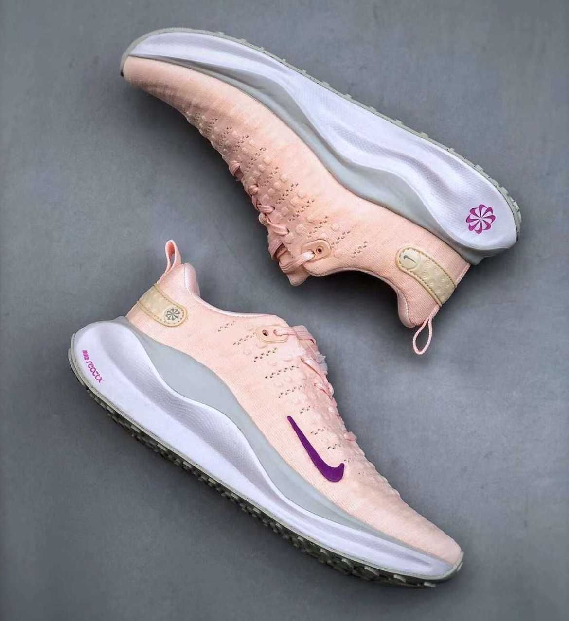 Нови дамски маратонки за бягане Nike React x Infinity Run 4