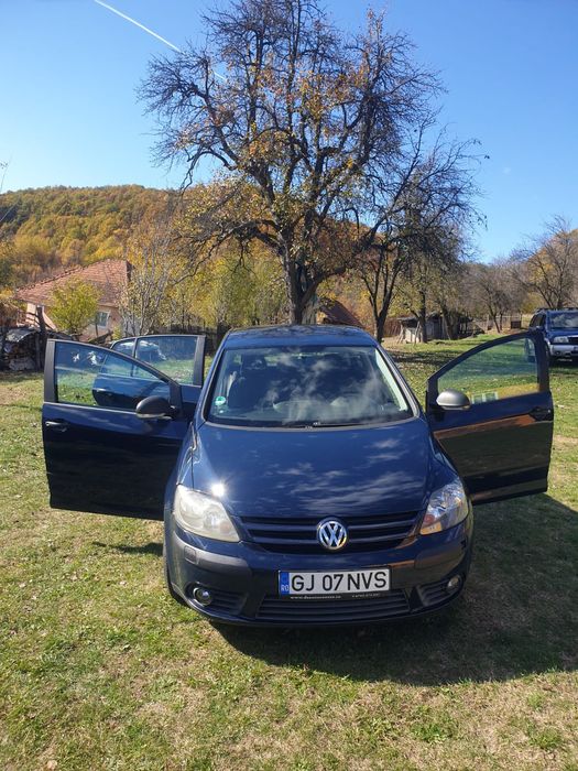 Volkswagen golf 5 plus