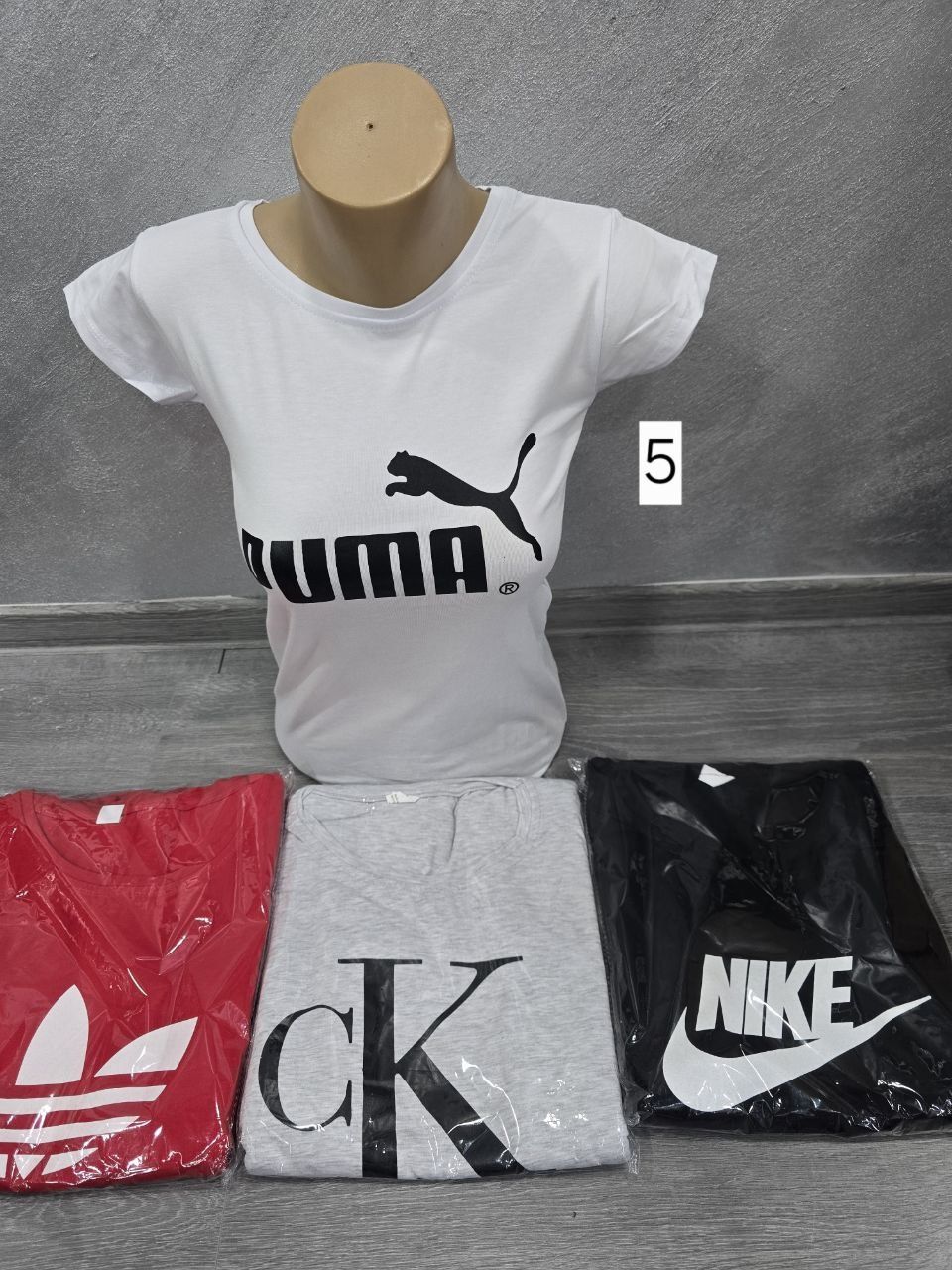 Set 4 tricouri dama
