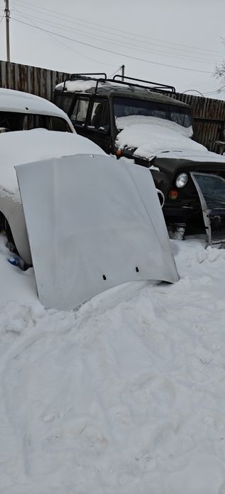 Капот мерседес w124