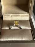 Inel de logodnã aur alb 14 karate cu diamant de 3.1 ct