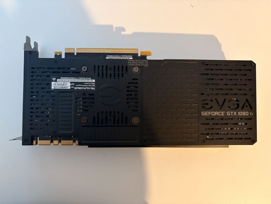 Placa video Nvidia GTX 1080Ti + Cablu HDMI + Display Port