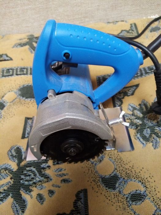 Продам циркулярную пилу