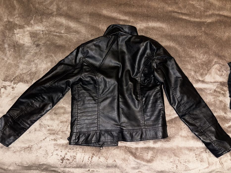Детско/Дамско кожено яке