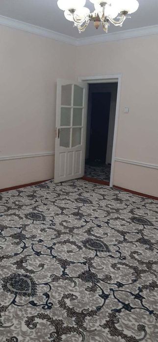 Срочно продаю 3 комнатная квартира с мебелью на Юнусабаде 2-кв, метро