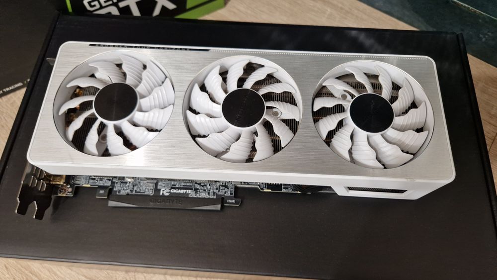GeForce RTX 3070 VISION OC 8G