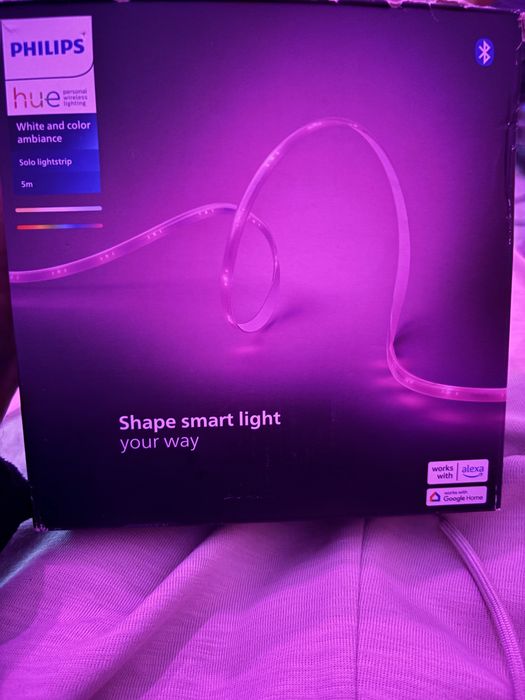 Philips Hue Solo Lightstrip 5m – White & Color Ambiance, nou, sigilat