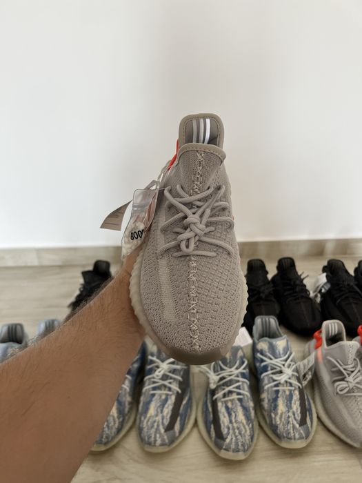 Adidas Yezzy 350 v2 Negrii Gri Albastrii