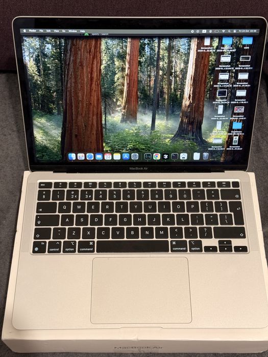 Macbook air 13" M1 256gb ssd 8gb ram