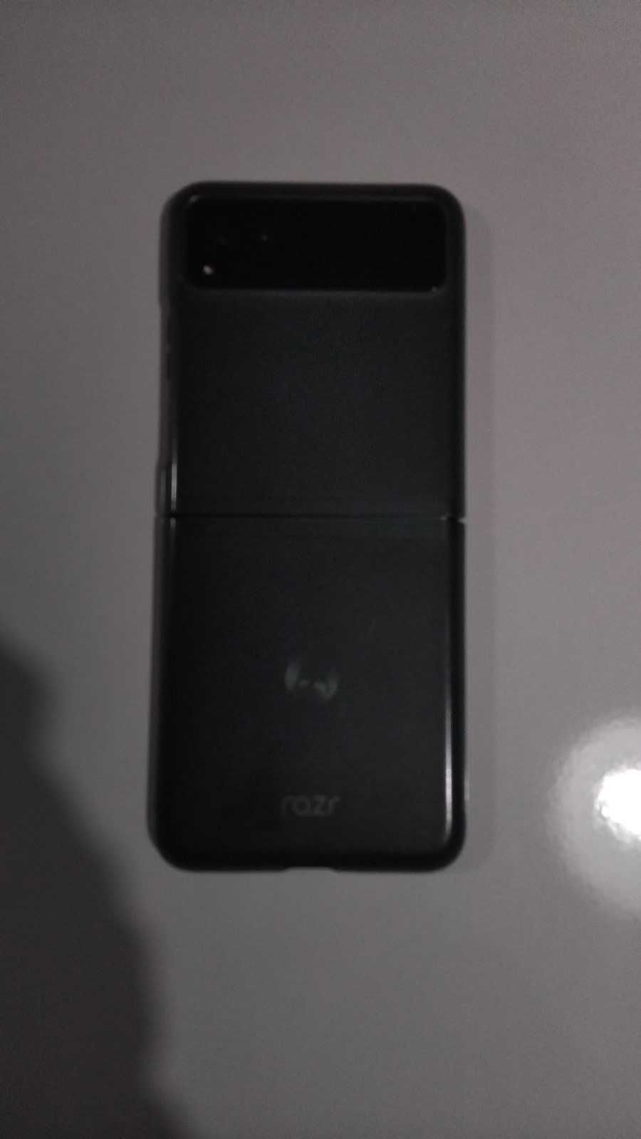 Motorola razr 40