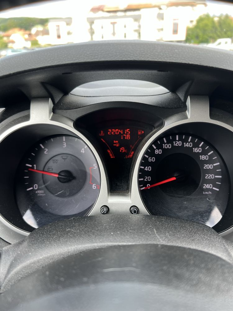 Vând Nissan Juke