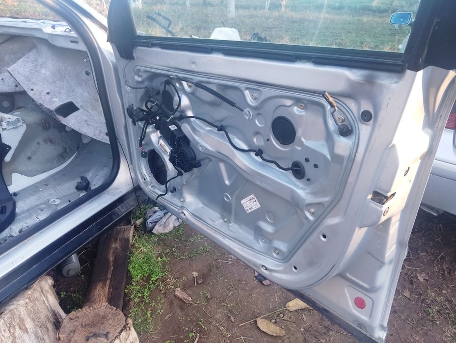 Врати за passat b5