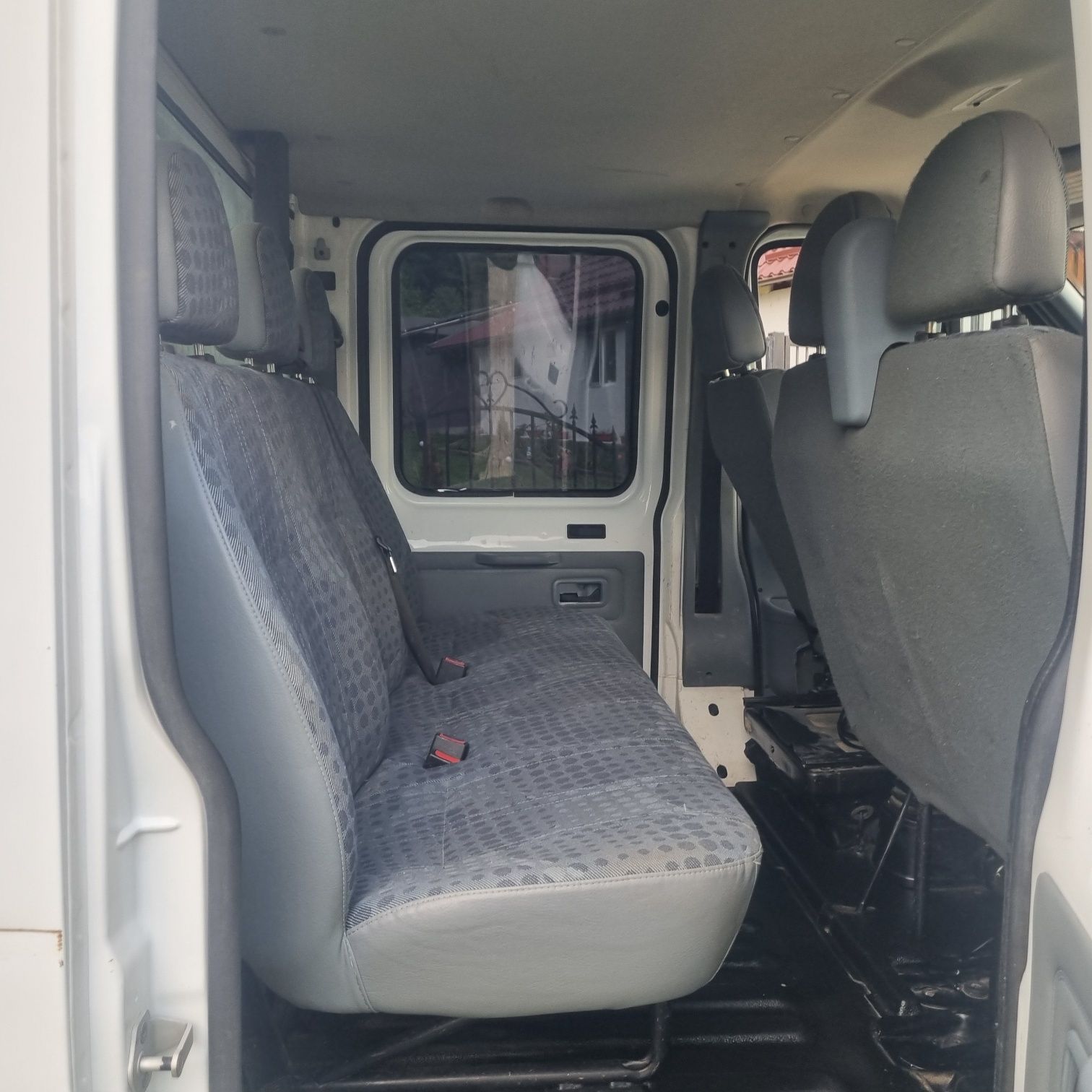 Vand ford transit 2.2 tdi 9ocuri klima webasto.6+1 trepte top.euro 5