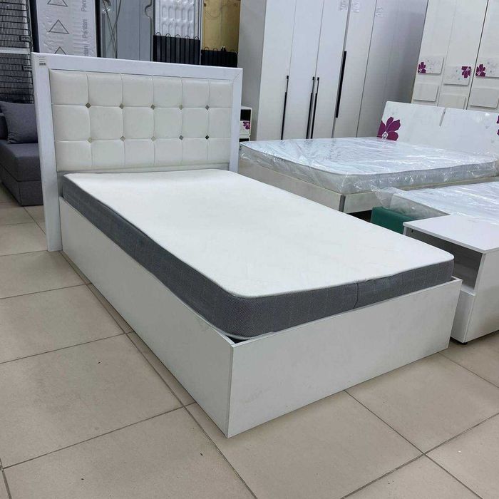 Кровать Турин Б/У с матрасом! Спальное место 200 на 120 см. Рассрочка!