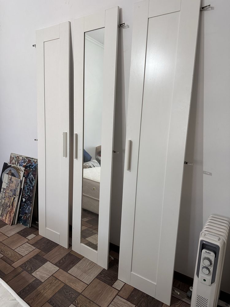 Шкаф икеа (платяной ikea) белый, кровать с матрасом как в отелях