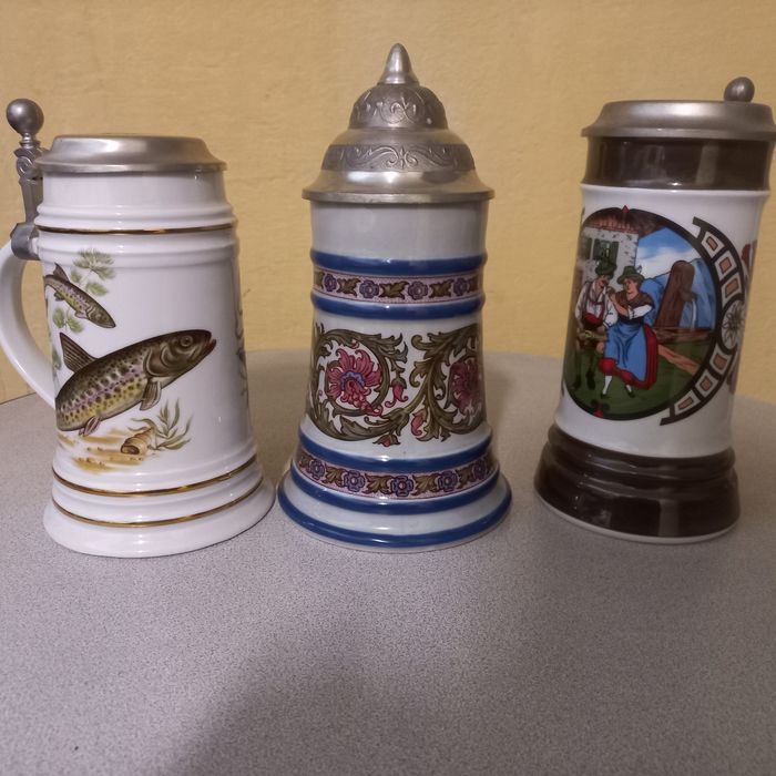 Trei halbe din porțelan