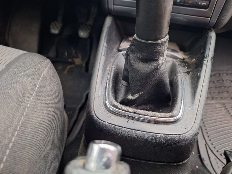Consola din plastic schimbator de viteze VOLKSWAGEN GOLF IV Variant 1J