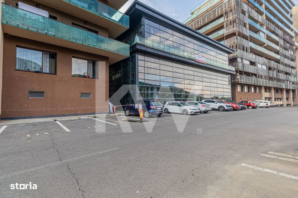 Spatiu comercial 3.368 mp, ideala centru medical/birouri, Brasov, COMI