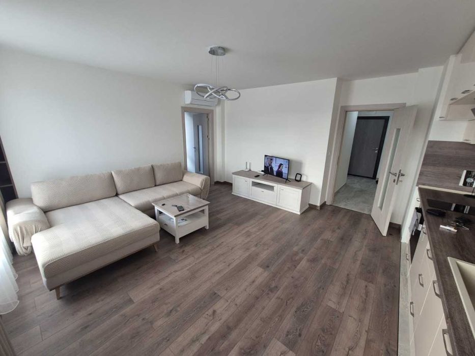 Продава се Тристаен апартамент в Пловдив, Христо Смирненски - 85 кв.м за 1706 €/кв.м - Снимка #2