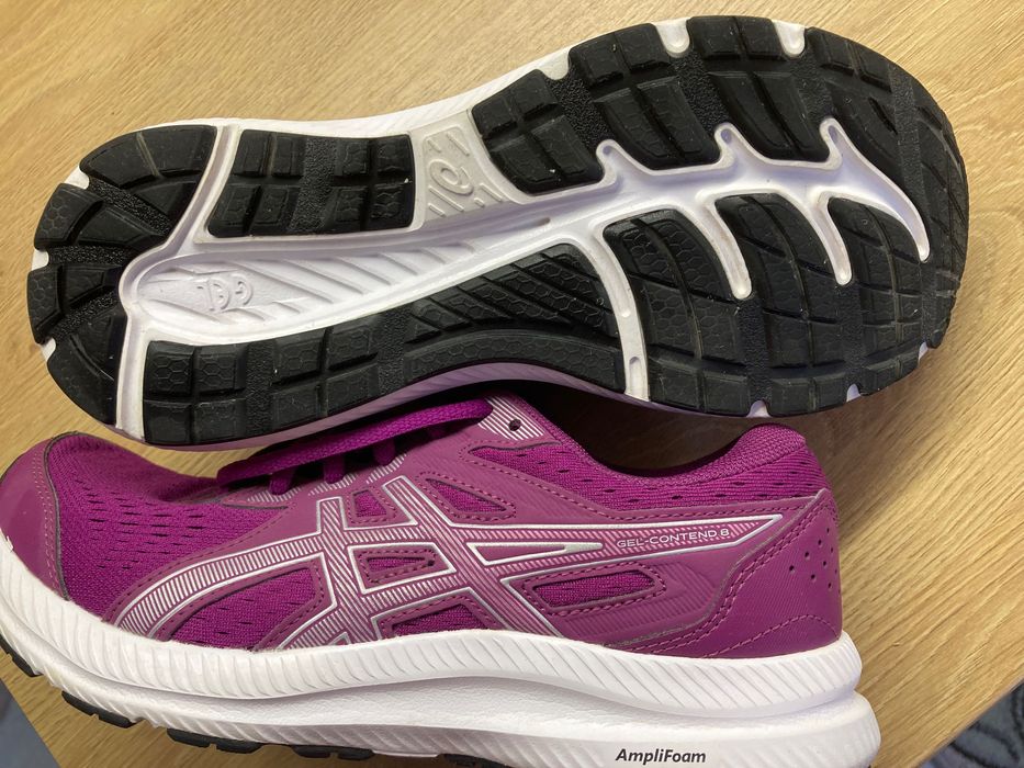Дамски маратонки ASICS