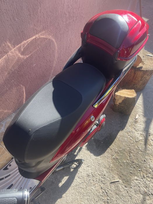 Vand scuter electric