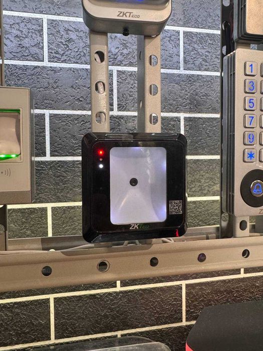 QR50BE o‘quvchi — QR-kodlar va Emarine magnit kartalarini o‘qish