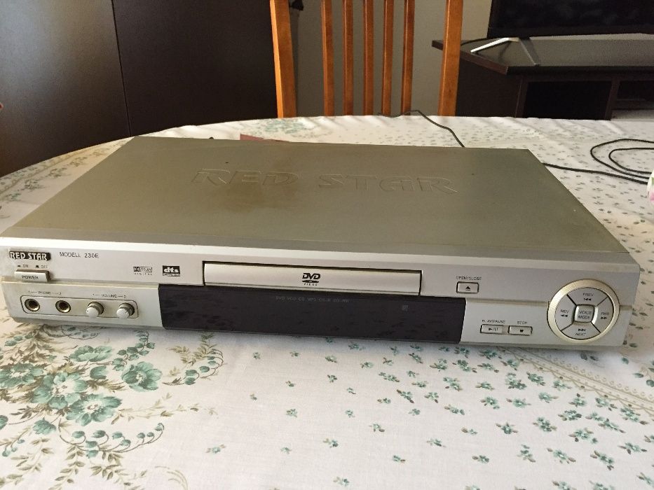 DVD player Philips, Red Star.