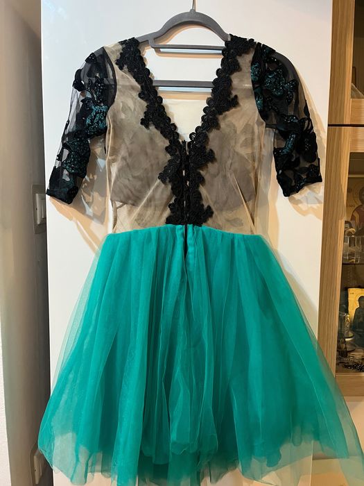 Rochie eveniment (ex:banchet, majorat)