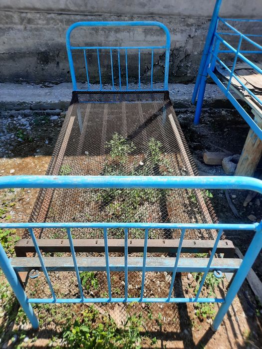 Кроватта бір өзің, жаздың ыстық күнін емес,түннің салқын самалын сезін