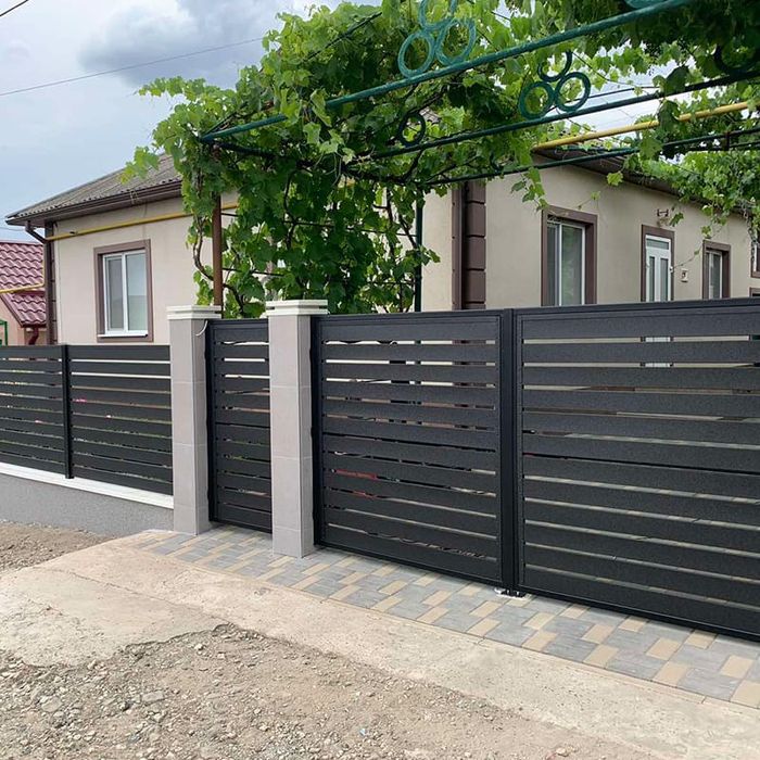 Vand garduri și porți