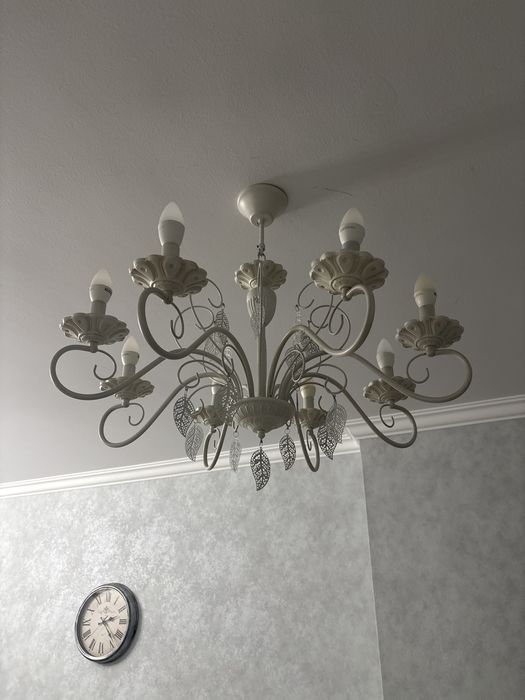 Продам люстры, есть другие