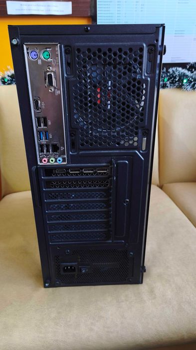 Геймърски компютър i5-12400F / RTX 3060Ti/32GB + ASUS 27" 144Hz GAMING