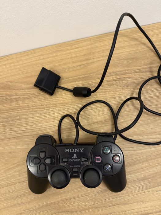 PlayStation 2 negru
