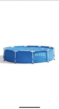 Бассейн intex