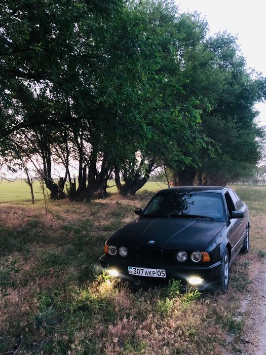Продам БМВ520 Е34
