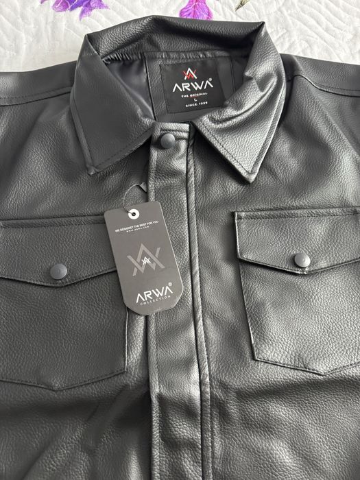 Geaca din piele sintetica marimea L noua