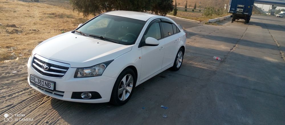 Ласети круз 2009