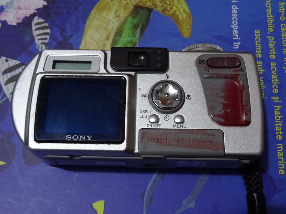 Sony DSC-P5 carte