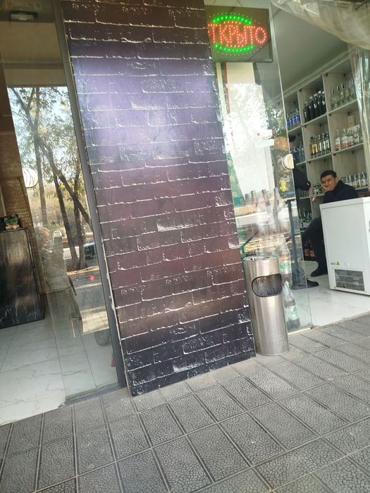 Продаётся  или аренда магазин вино водка