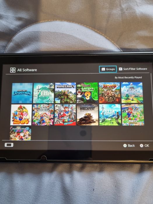 Nintendo switch нинтендо слич в много добро състояние